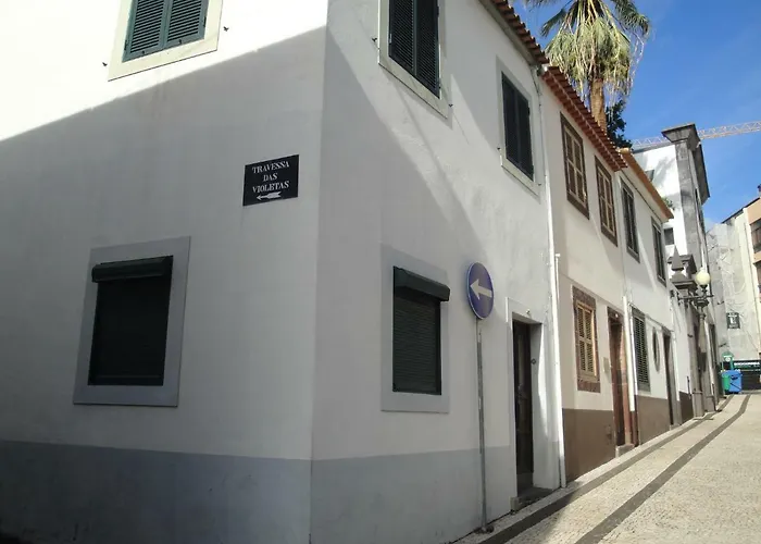 Violeta House